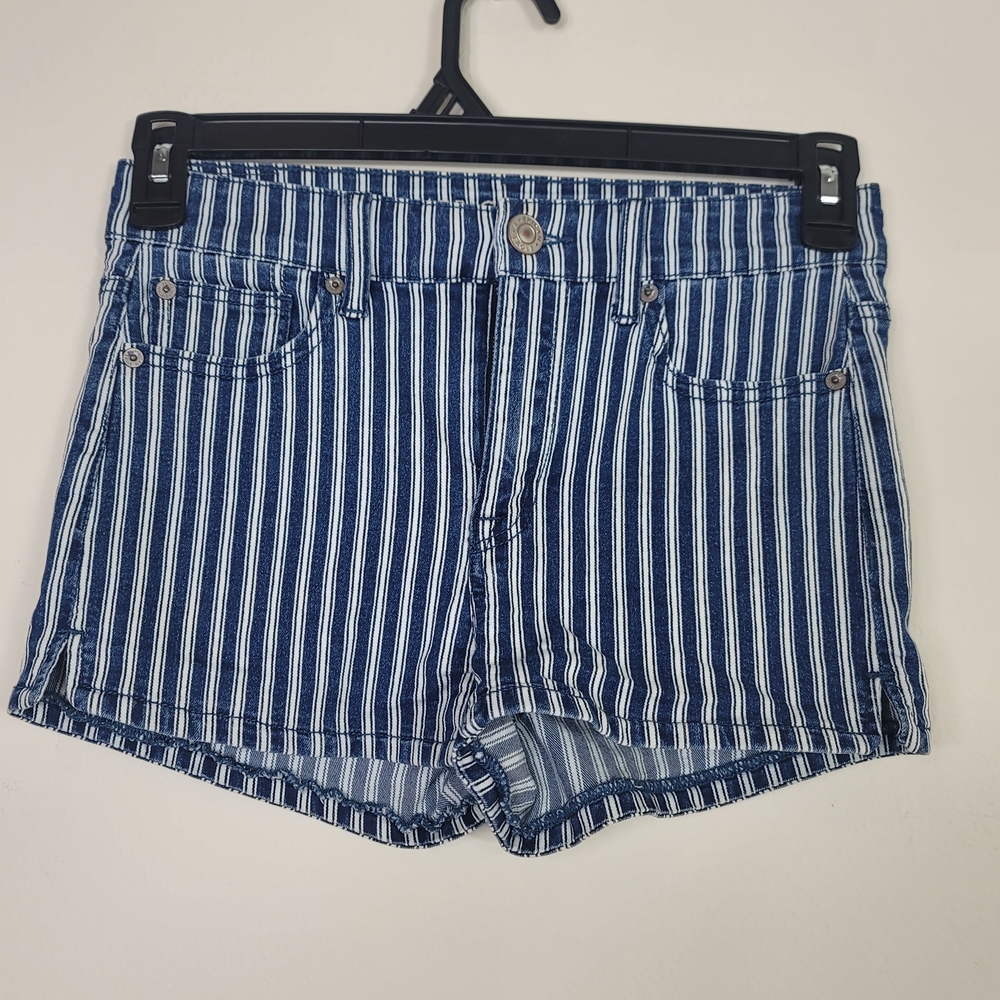 American Eagle Next Level Stretch Denim Shorts Blue White Striped Size 4 Coastal